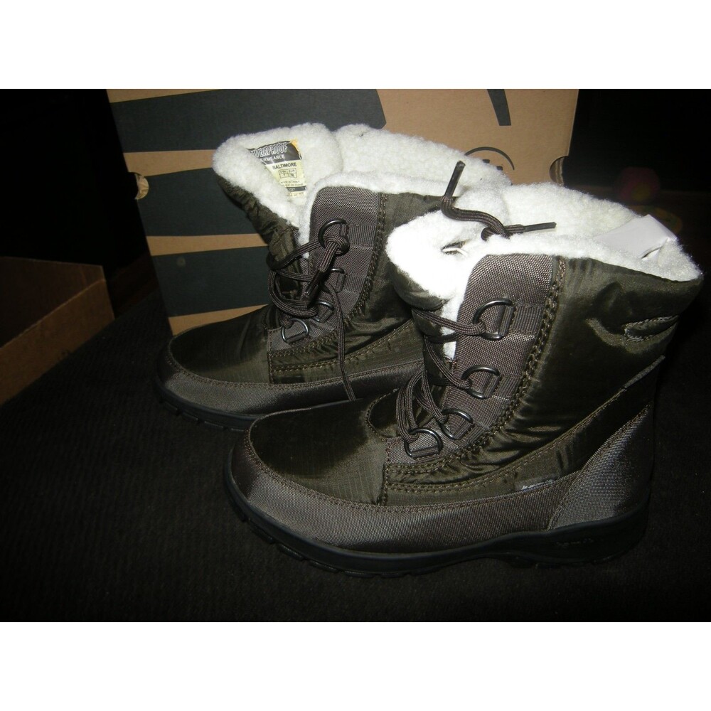 New Womens Dark Brown Kamik Baltimore Snow Boots, Size 7